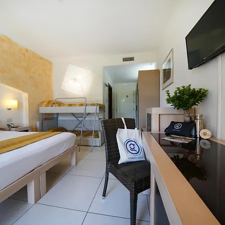 Hotel Gh 4*